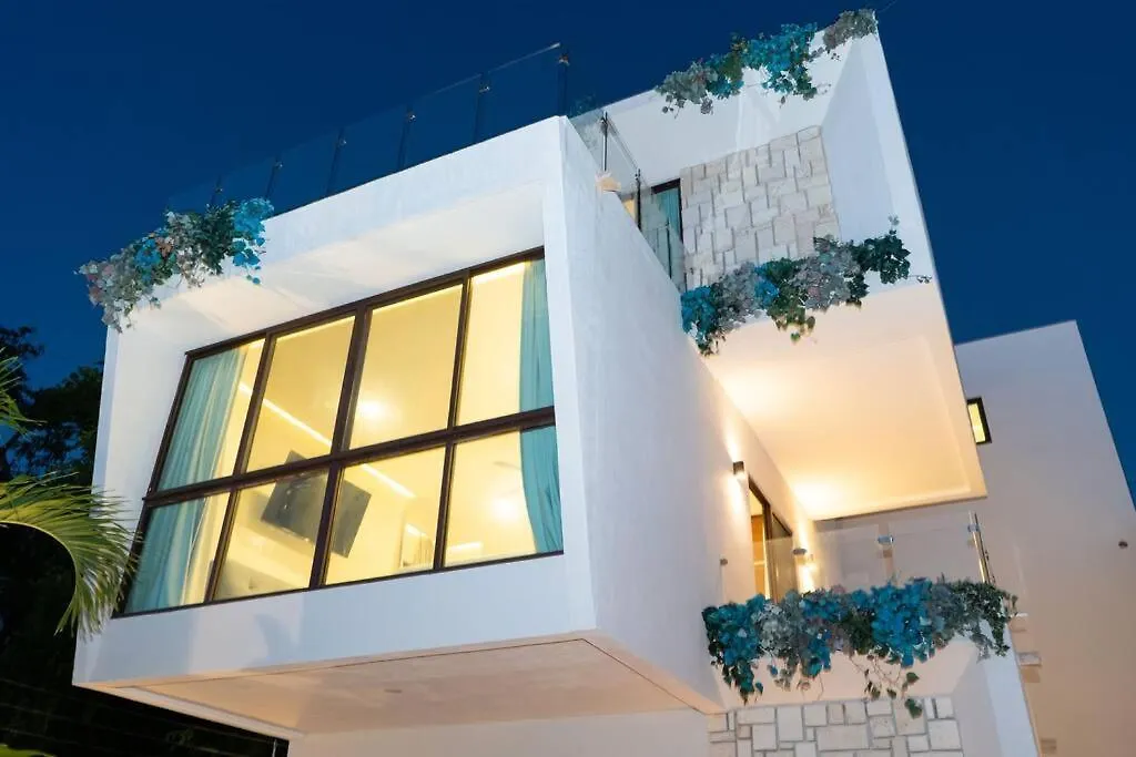 Jacuzzi, Premium Villa Hype - Private Pool & Near The Beach Tulum 0*,  Mexico